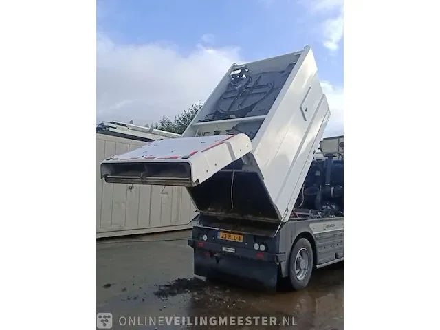 Veegmachine johnston, 2018 johnston cx401, bouwjaar 2018 - afbeelding 24 van  38
