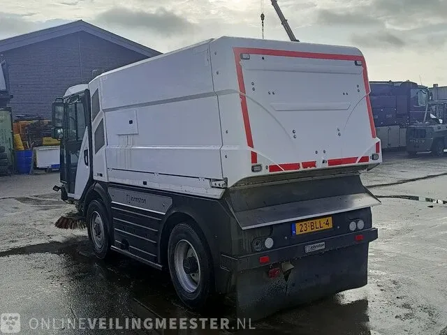 Veegmachine johnston, 2018 johnston cx401, bouwjaar 2018 - afbeelding 34 van  38