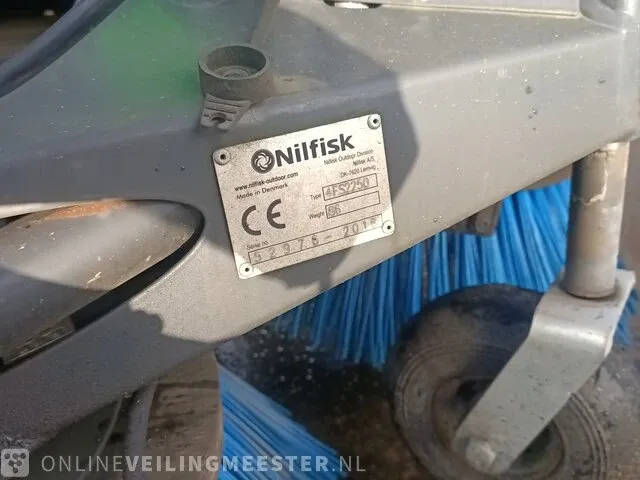 Veegmachine nilfisk, t2a, bouwjaar 2018 - afbeelding 9 van  32