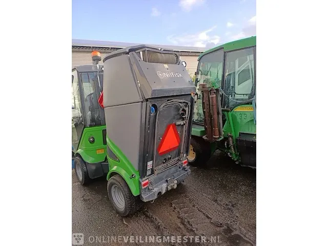 Veegmachine nilfisk, t2a, bouwjaar 2018 - afbeelding 11 van  32