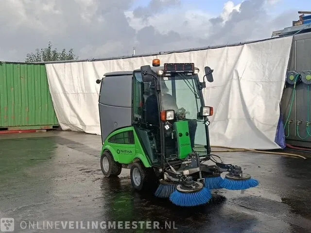 Veegmachine nilfisk, t2a, bouwjaar 2018 - afbeelding 12 van  32