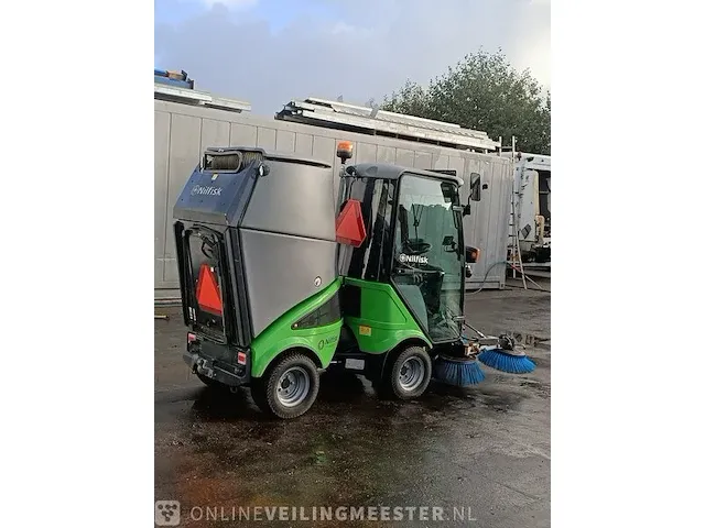 Veegmachine nilfisk, t2a, bouwjaar 2018 - afbeelding 32 van  32