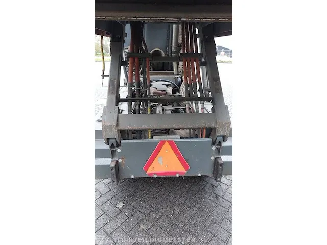 Veegmachine ravo, 4-series cng 3d cam, bouwjaar 2012 - afbeelding 27 van  47