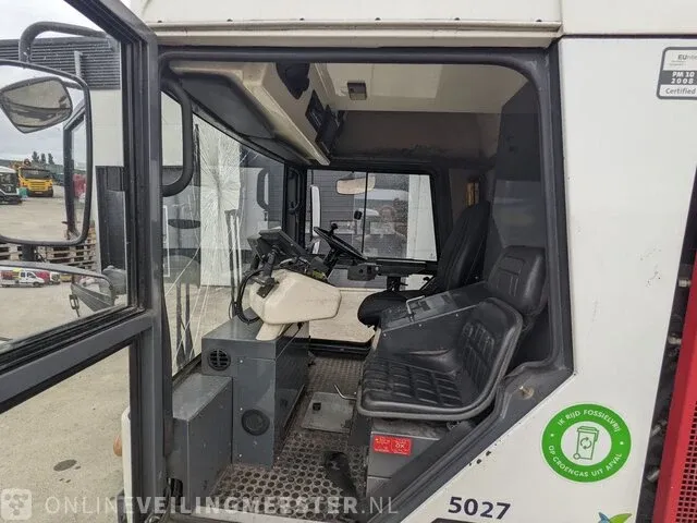 Veegmachine ravo, 4 series cng - afbeelding 2 van  24
