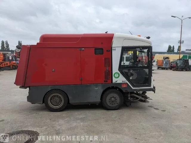 Veegmachine ravo, 4 series cng - afbeelding 21 van  24