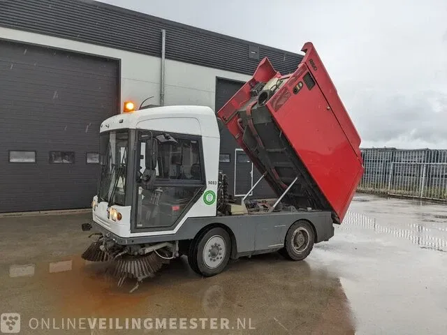 Veegmachine ravo, 4-series cng - afbeelding 14 van  25