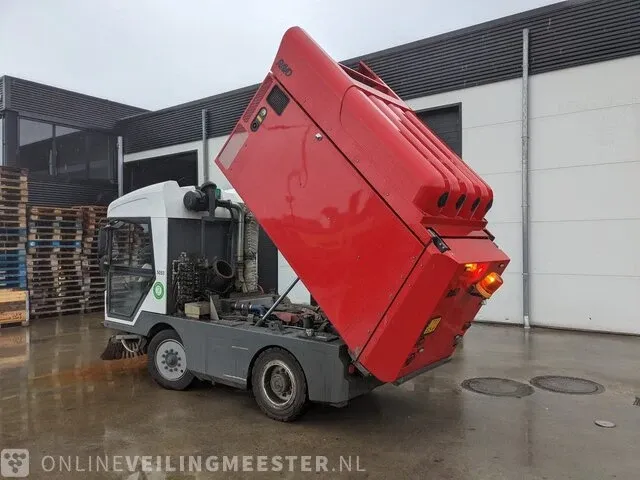 Veegmachine ravo, 4-series cng - afbeelding 15 van  25