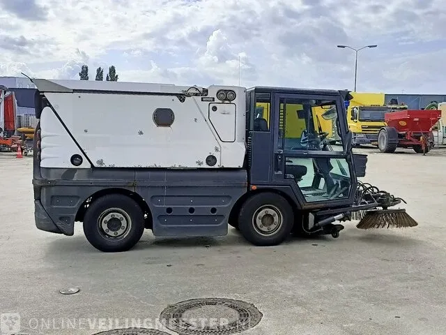 Veegmachine schmidt, swingo 240, bouwjaar 2012 - afbeelding 2 van  33