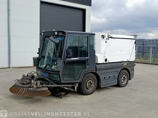 Veegmachine schmidt, swingo 240, bouwjaar 2012 - afbeelding 1 van  33