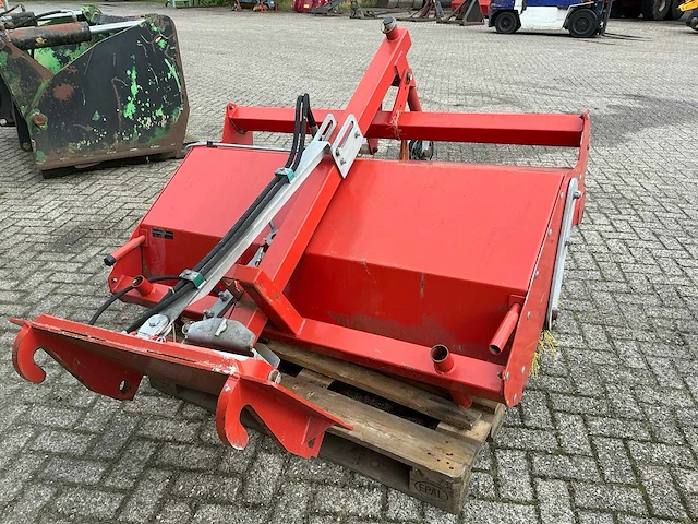 Veegmachine straatveegmachine - afbeelding 8 van  12