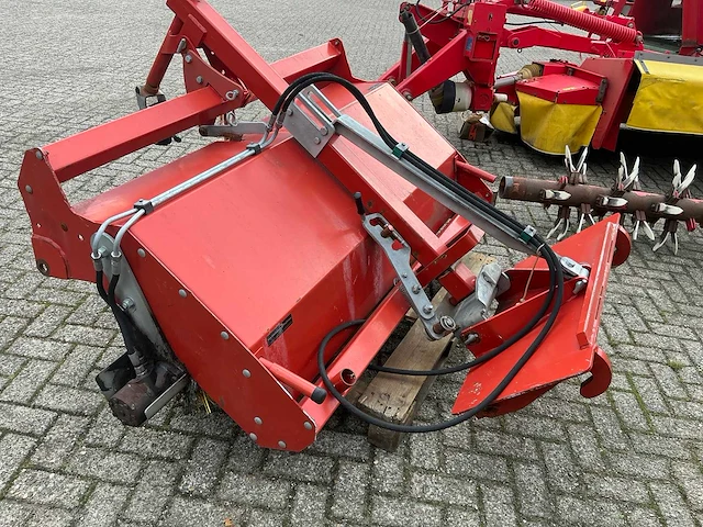 Veegmachine straatveegmachine - afbeelding 11 van  12