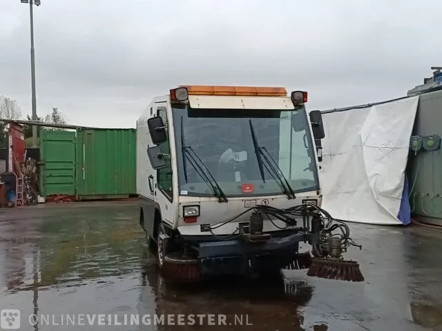 Veegmachine tennant, 426, bouwjaar 2006 - afbeelding 16 van  22