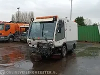 Veegmachine tennant, 426, bouwjaar 2006 - afbeelding 17 van  22