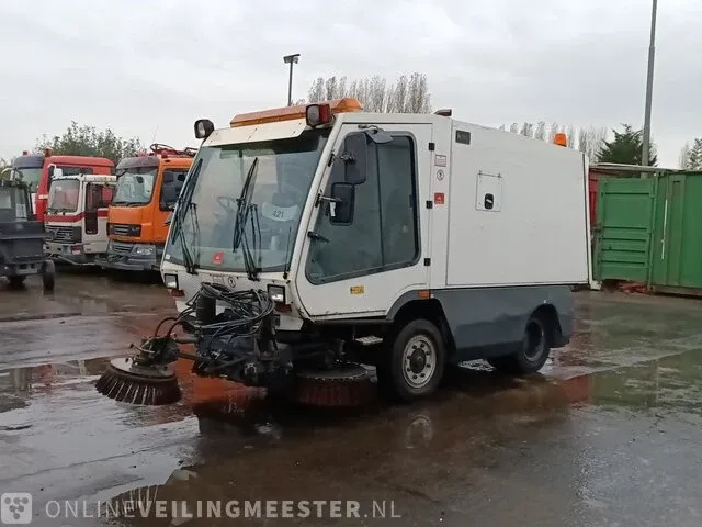 Veegmachine tennant, 426, bouwjaar 2006 - afbeelding 18 van  22