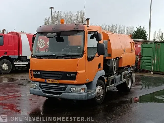 Veegmachine vrachtwagen daf, 2007 daf fa lf45g12 + johnston vf501, bouwjaar 2007 - afbeelding 26 van  29