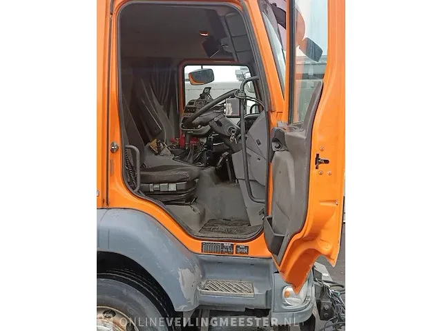 Veegmachine vrachtwagen daf, 2007 daf lf55 + johnston vs650, bouwjaar 2007 - afbeelding 10 van  32