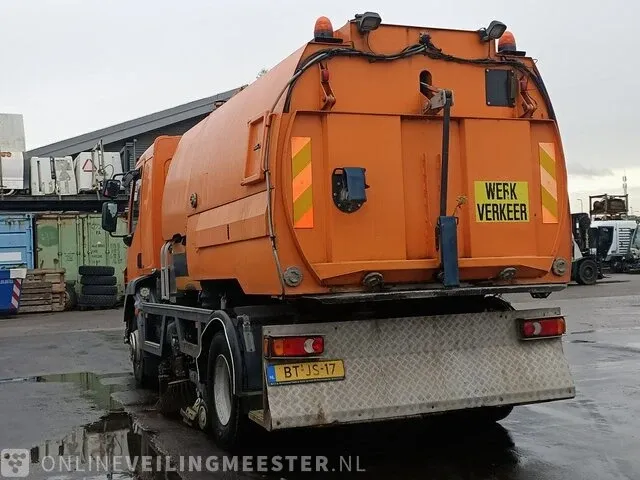 Veegmachine vrachtwagen daf, 2007 daf lf55 + johnston vs650, bouwjaar 2007 - afbeelding 27 van  32