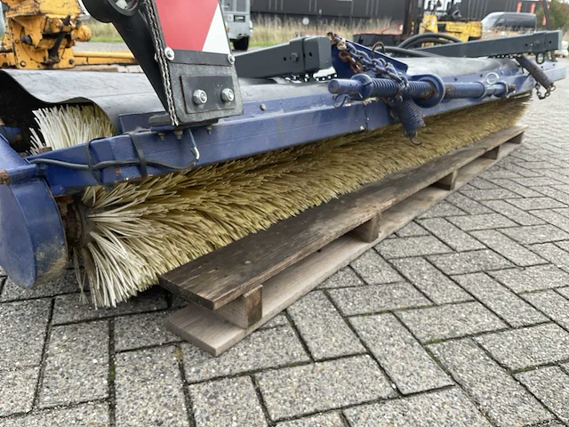 Veegmachine - afbeelding 4 van  9
