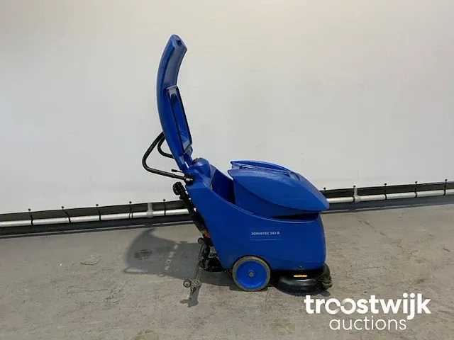 Veegmachines, zelfrijdend - afbeelding 12 van  15