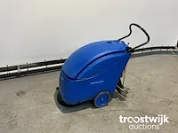 Veegmachines, zelfrijdend - afbeelding 1 van  15