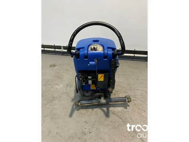 Veegmachines, zelfrijdend - afbeelding 6 van  15