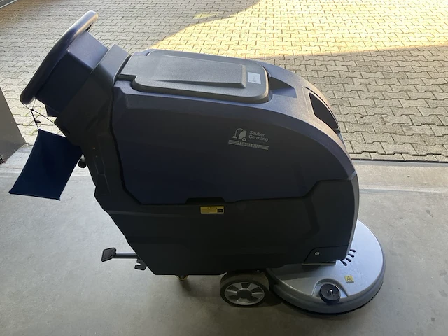 Veeg/schrobmachine, sauber, sb402 bh, blauw/zwart, 2024 - afbeelding 1 van  9
