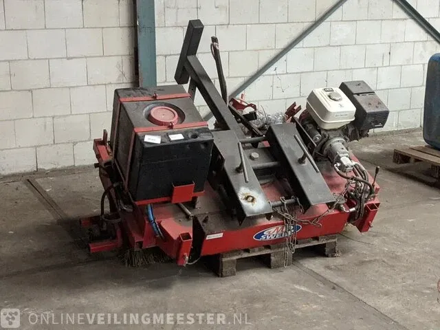 Veegwerktuig voor heftruck m sweep, honda gx390 motor - afbeelding 1 van  10