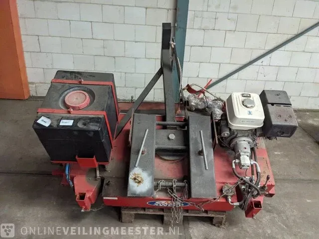 Veegwerktuig voor heftruck m sweep, honda gx390 motor - afbeelding 4 van  10