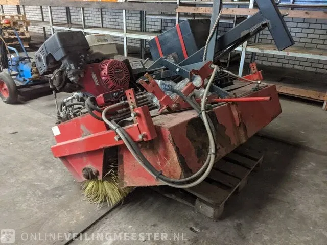 Veegwerktuig voor heftruck m sweep, honda gx390 motor - afbeelding 5 van  10