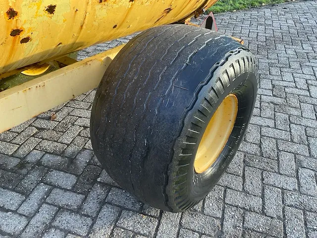 Veenhuis melasse tank - afbeelding 11 van  13