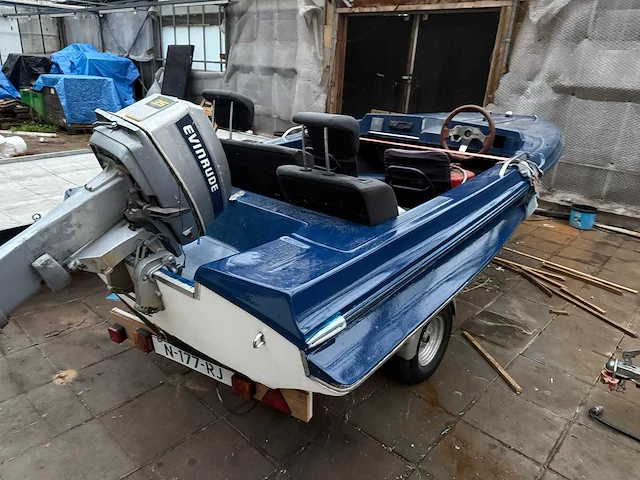 Vega 410 speedboot met 35pk evinrude motor + trailer - afbeelding 7 van  13