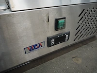 Vega - afbeelding 2 van  12
