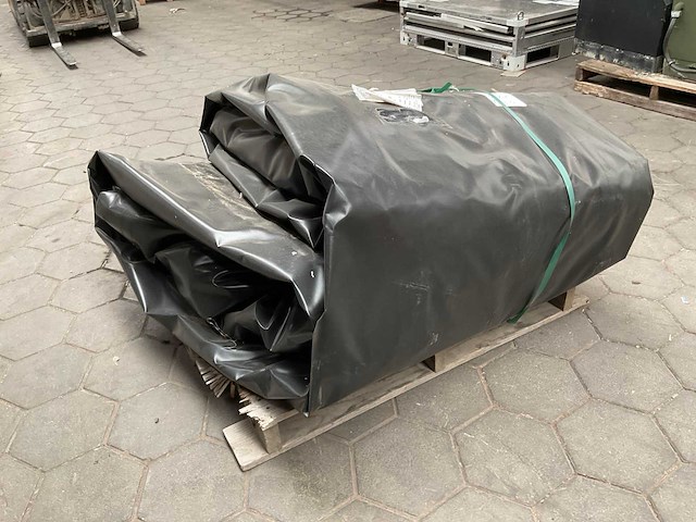 Vehicle cover - afbeelding 1 van  5