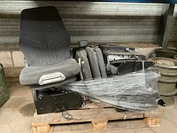 Vehicular seat (4x) - afbeelding 1 van  6