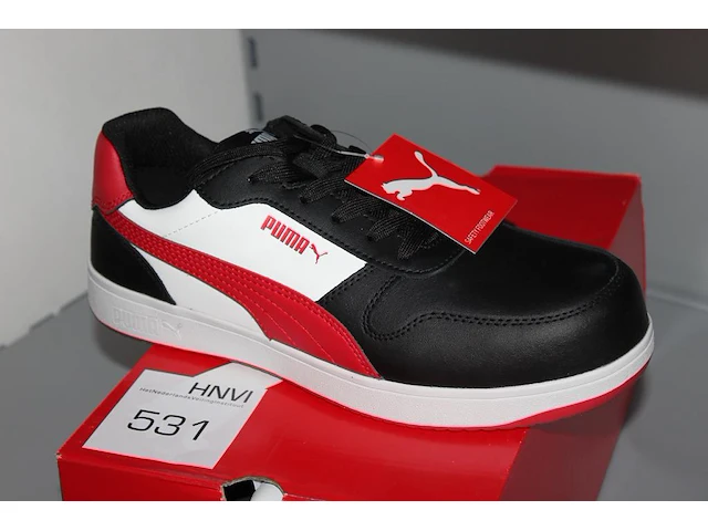 Veiligheid-werkschoen puma maat 45. - afbeelding 2 van  3
