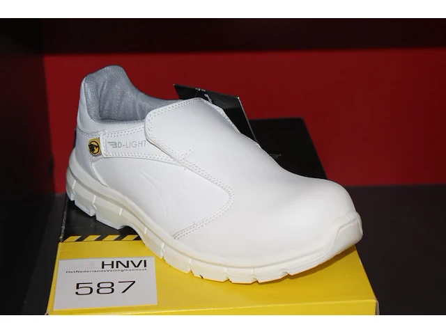 Veiligheid-werkschoen utility diadora maat 39. - afbeelding 2 van  3