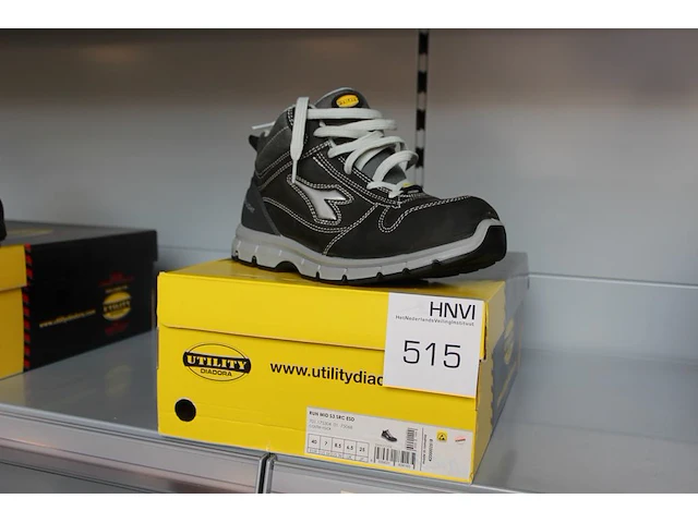 Veiligheid-werkschoen utility diadora maat 40. - afbeelding 1 van  3