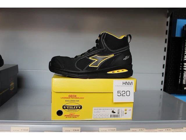 Veiligheid-werkschoen utility diadora maat 41. - afbeelding 1 van  3
