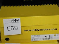 Veiligheid-werkschoen utility diadora maat 42. - afbeelding 2 van  2