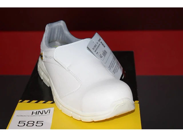 Veiligheid-werkschoen utility diadora maat 42. - afbeelding 2 van  3