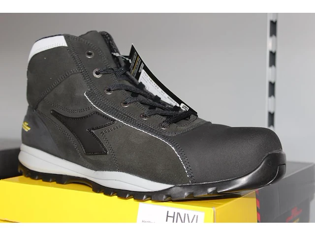 Veiligheid-werkschoen utility diadora maat 49. - afbeelding 2 van  3