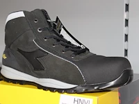 Veiligheid-werkschoen utility diadora maat 49. - afbeelding 2 van  3