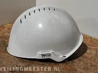 Veiligheids helmen, gasflessen steekwagen, workmate - afbeelding 2 van  9