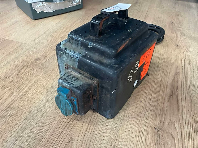 Veiligheids transformator - afbeelding 2 van  4