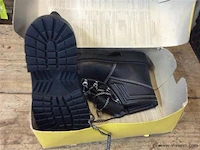 Veiligheidsschoenen hoog (nieuw) m43 - afbeelding 1 van  2