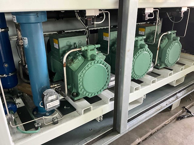 Veld booster b14kss b 57 kw koelcompressor - afbeelding 16 van  19