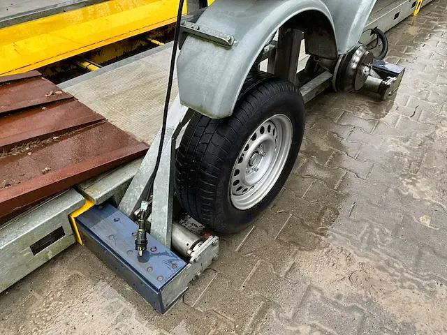 Veldhuizen 80 tons mobiele weegbruginstallatie - afbeelding 21 van  22