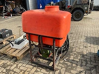Veldspuit waterkracht - afbeelding 2 van  9