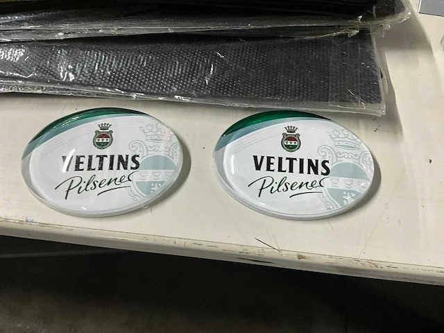 Veltins merchandising - afbeelding 2 van  10