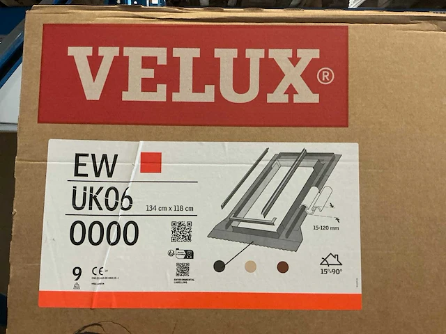 Velux dakraam diverse (2x) - afbeelding 2 van  3